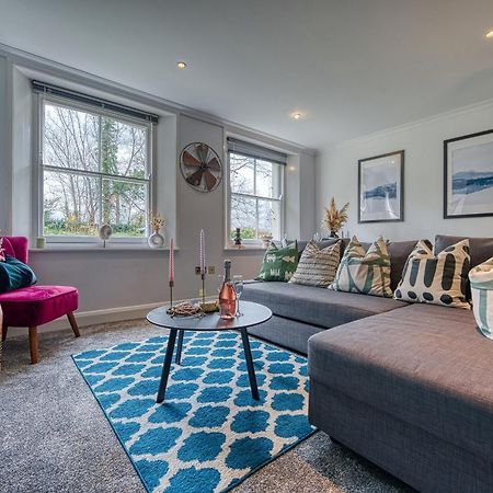 2 Bedroom Stylish Spacious Apt, Sleeps 6, Central Cheltenham, With Free Parking - By Blue Puffin Stays Luaran gambar