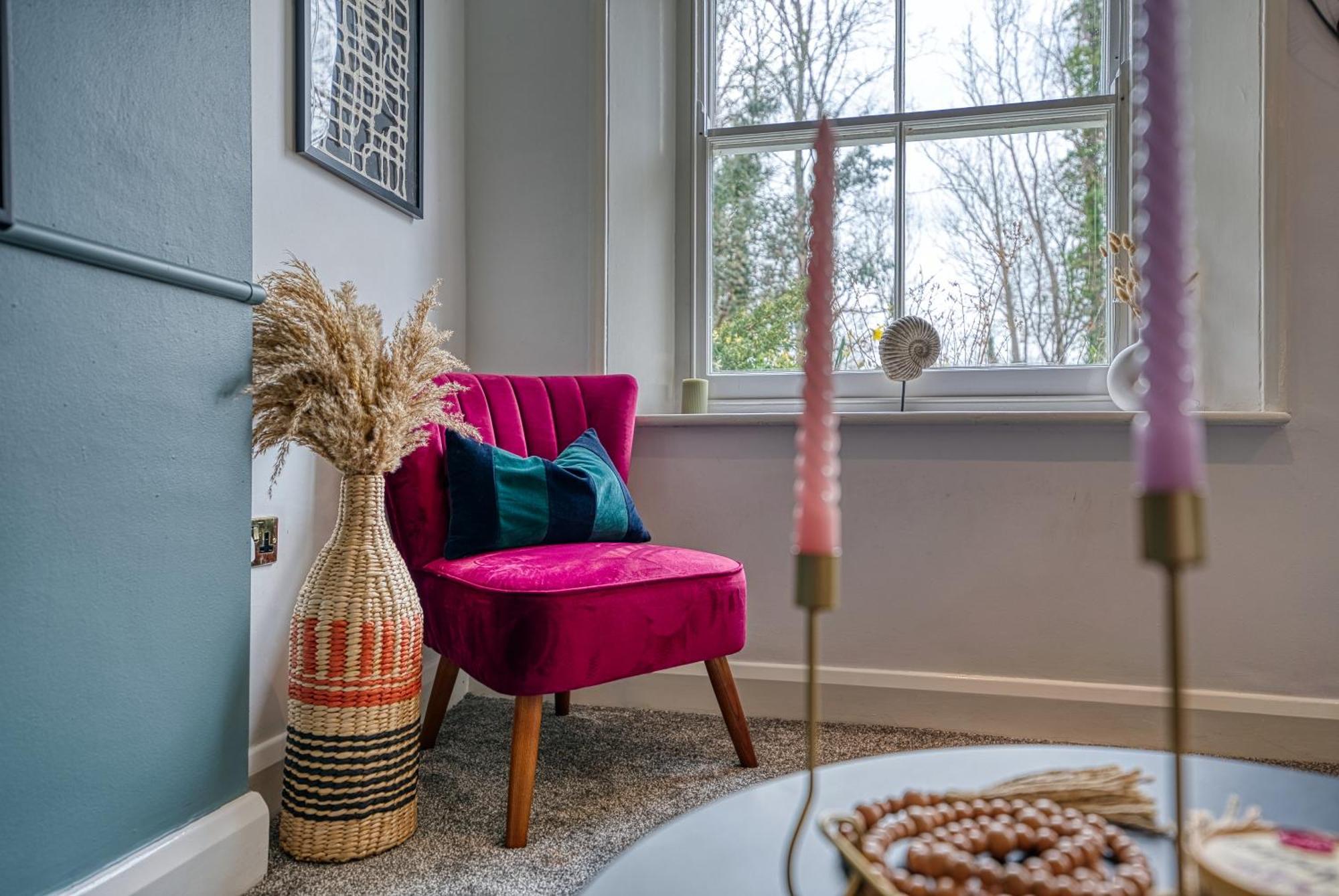 2 Bedroom Stylish Spacious Apt, Sleeps 6, Central Cheltenham, With Free Parking - By Blue Puffin Stays Luaran gambar